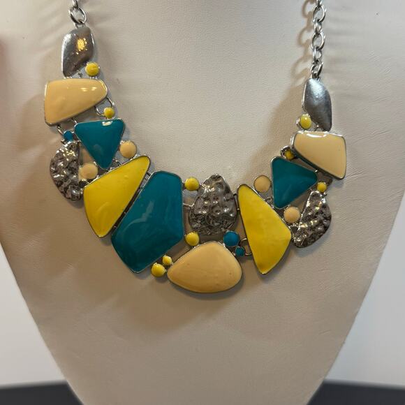 Matching Necklace Earrings Set Turquoise Yellow Stone Statement Silver Closure - Picture 3 of 9